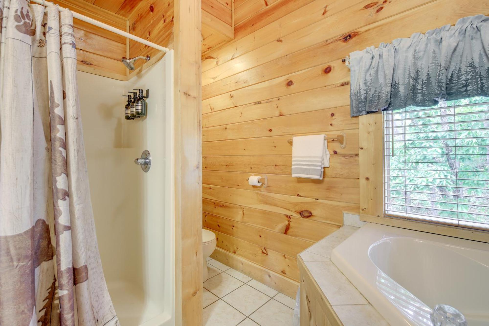 Sevierville Cabin With Deck Minutes To Pigeon Forge 外观 照片